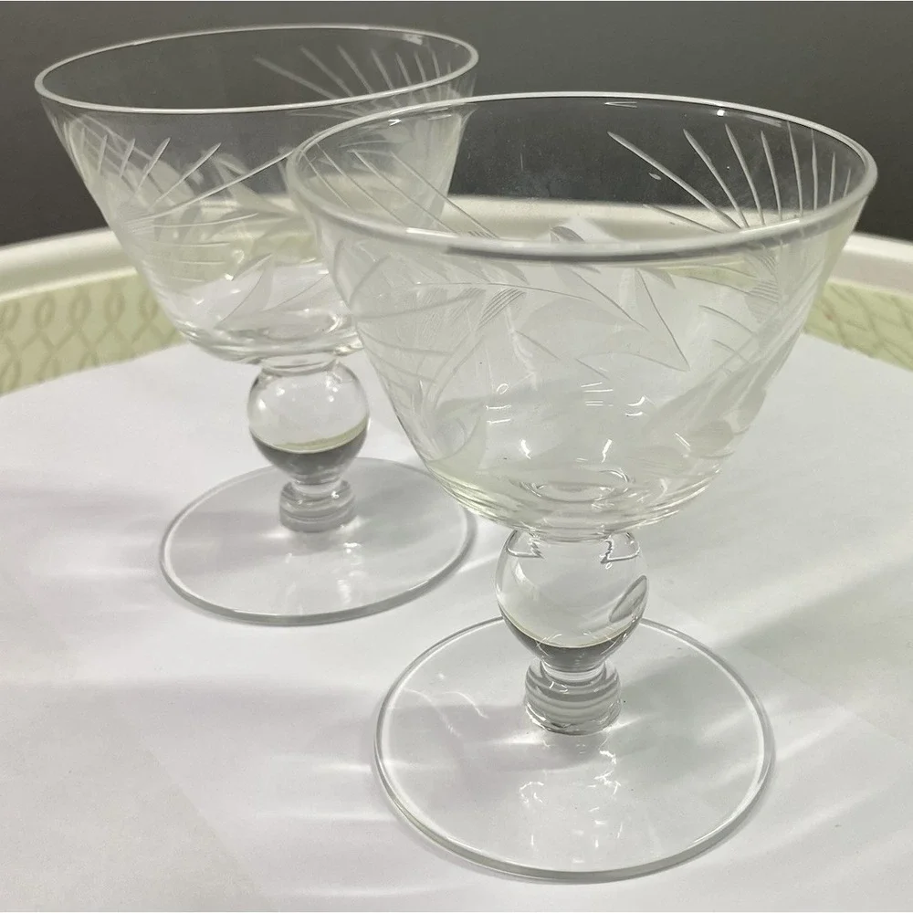 2 Vintage Libbey Cocktail Glasses Etched Wheat‎ Pattern Sipper 3.74